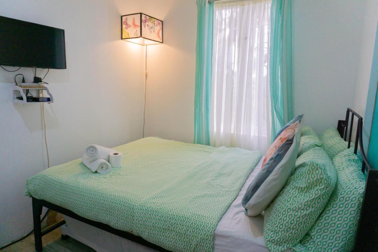 شقة Retreat Haven In La Bella Tagaytay تاجيتاي المظهر الخارجي الصورة
